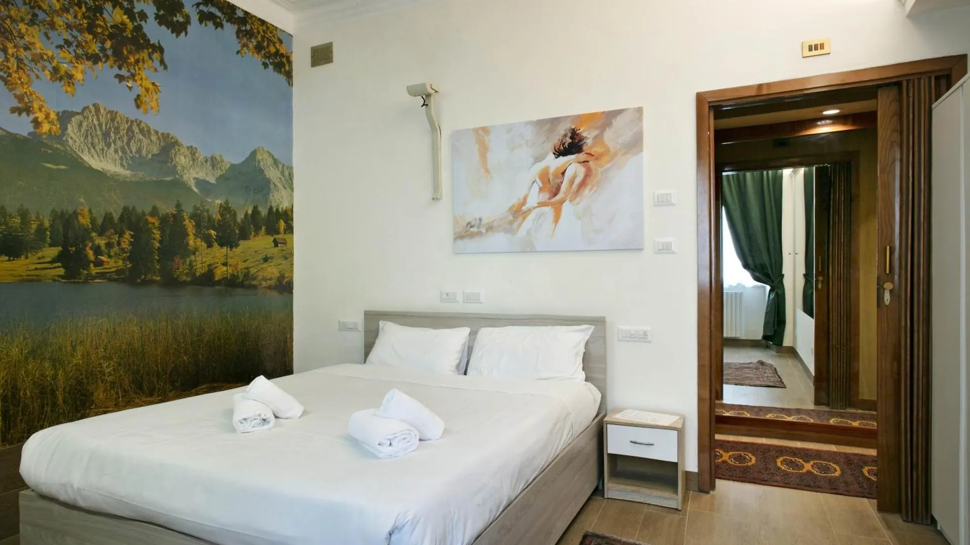 Back To 70'S-Modern And Terrace Apartment Rome 0*,  Italy